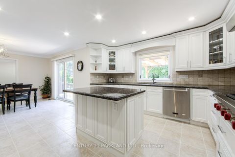 Photo 7 at 112 Strathearn Avenue, Bayview Hill, Richmond Hill