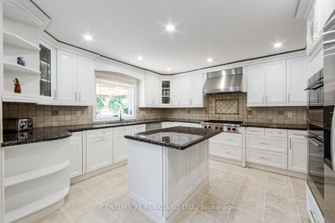 Photo 10 at 112 Strathearn Avenue, Bayview Hill, Richmond Hill