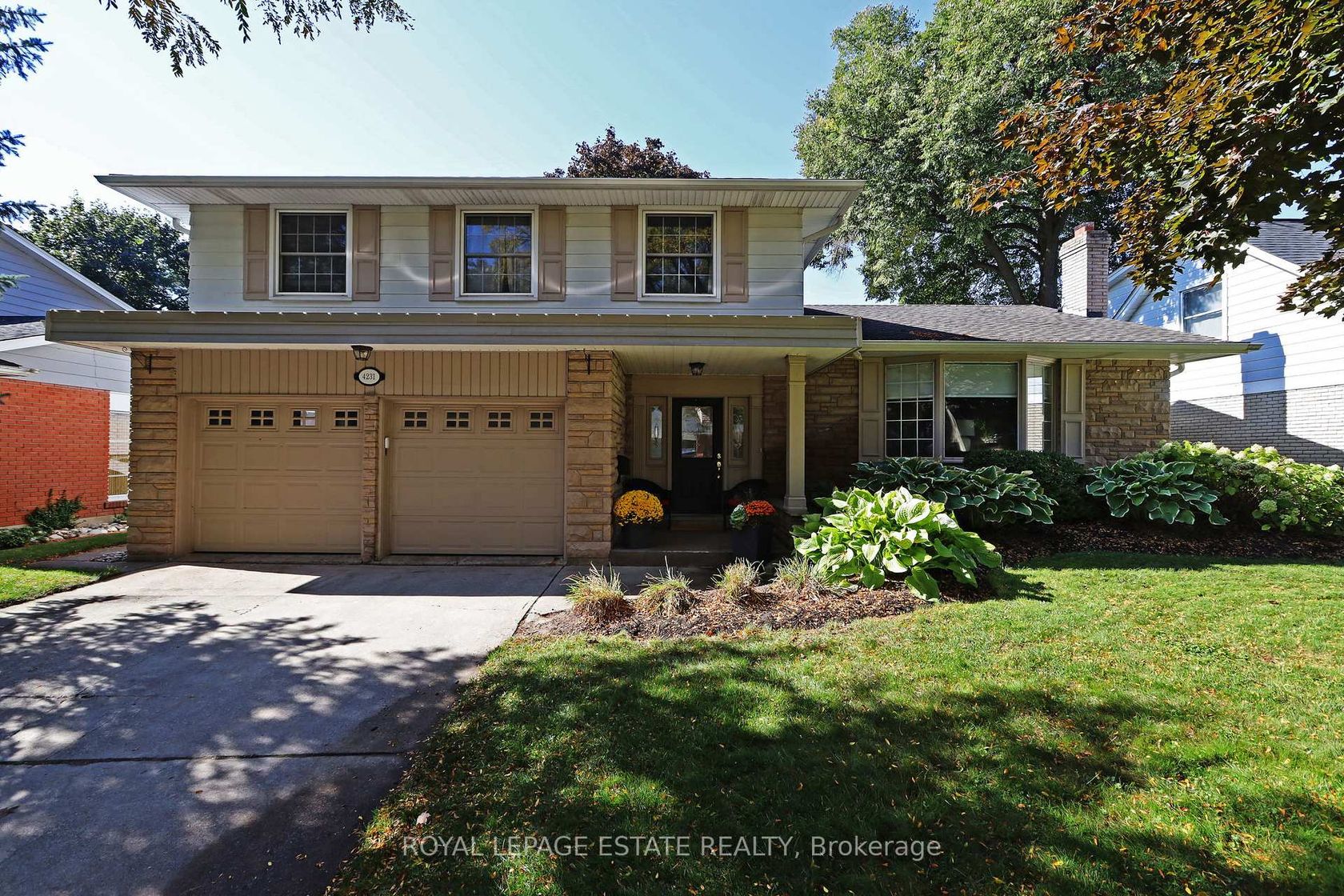 4231 Dunvegan Road, Shoreacres, Burlington 