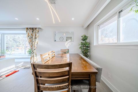 Photo 9 at 14 Amarillo Drive, Eglinton East, Toronto