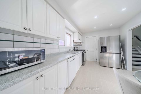 Photo 12 at 14 Amarillo Drive, Eglinton East, Toronto