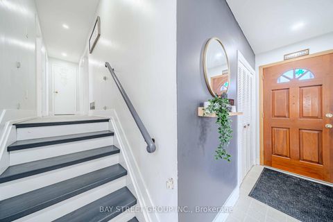 Photo 16 at 14 Amarillo Drive, Eglinton East, Toronto