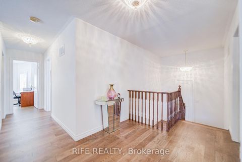 Photo 13 at 106 Craggview Drive, West Hill, Toronto
