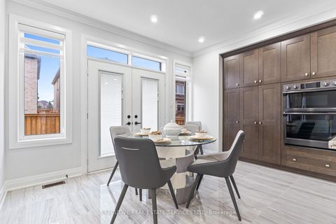 Photo 16 at 79 Elderslie Crescent E, Kleinburg, Vaughan