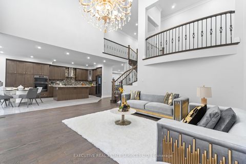 Photo 22 at 79 Elderslie Crescent E, Kleinburg, Vaughan