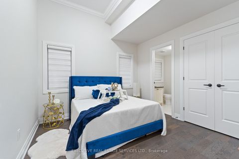 Photo 26 at 79 Elderslie Crescent E, Kleinburg, Vaughan