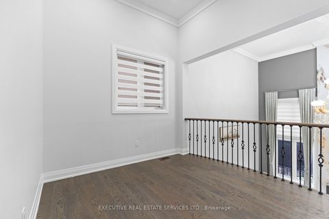 Photo 28 at 79 Elderslie Crescent E, Kleinburg, Vaughan