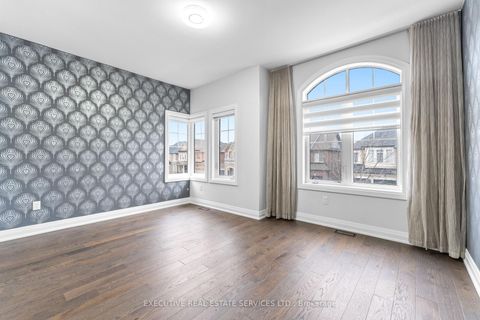 Photo 37 at 79 Elderslie Crescent E, Kleinburg, Vaughan