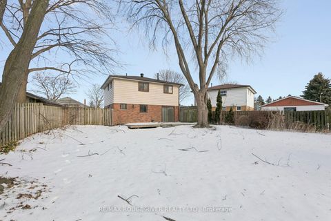Photo 32 at 79 GORSEY Square, Malvern, Toronto