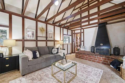 Photo 3 at 1385 Raglan Road E, Rural Oshawa, Oshawa