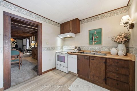 Photo 9 at 1385 Raglan Road E, Rural Oshawa, Oshawa