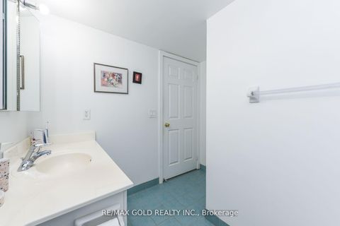 Photo 22 at 211 - 17 Michael Power Place, City Centre West, Toronto