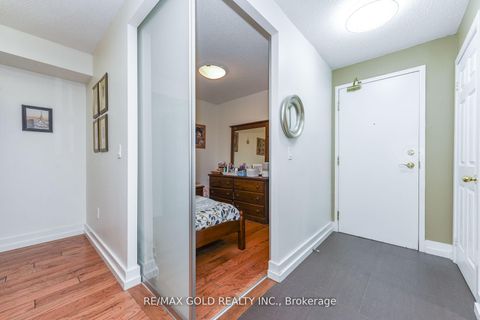 Photo 24 at 211 - 17 Michael Power Place, City Centre West, Toronto