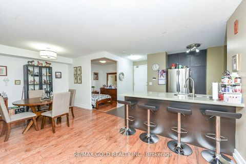 Photo 33 at 211 - 17 Michael Power Place, City Centre West, Toronto