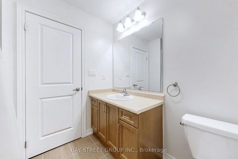 Photo 27 at 7 Paper Mills Crescent, Jefferson, Richmond Hill