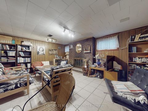 Photo 23 at 20 West Hill Drive, West Hill, Toronto