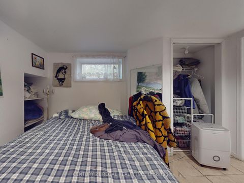 Photo 31 at 20 West Hill Drive, West Hill, Toronto