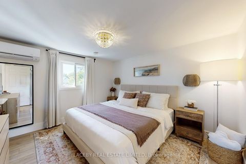 Photo 14 at 23 Queen Street, Cookstown, Innisfil