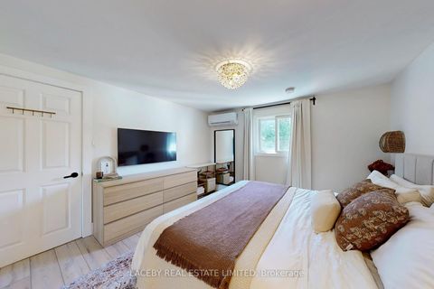 Photo 16 at 23 Queen Street, Cookstown, Innisfil