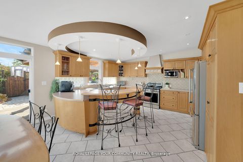 Photo 7 at 8065 Kipling Avenue, West Woodbridge, Vaughan