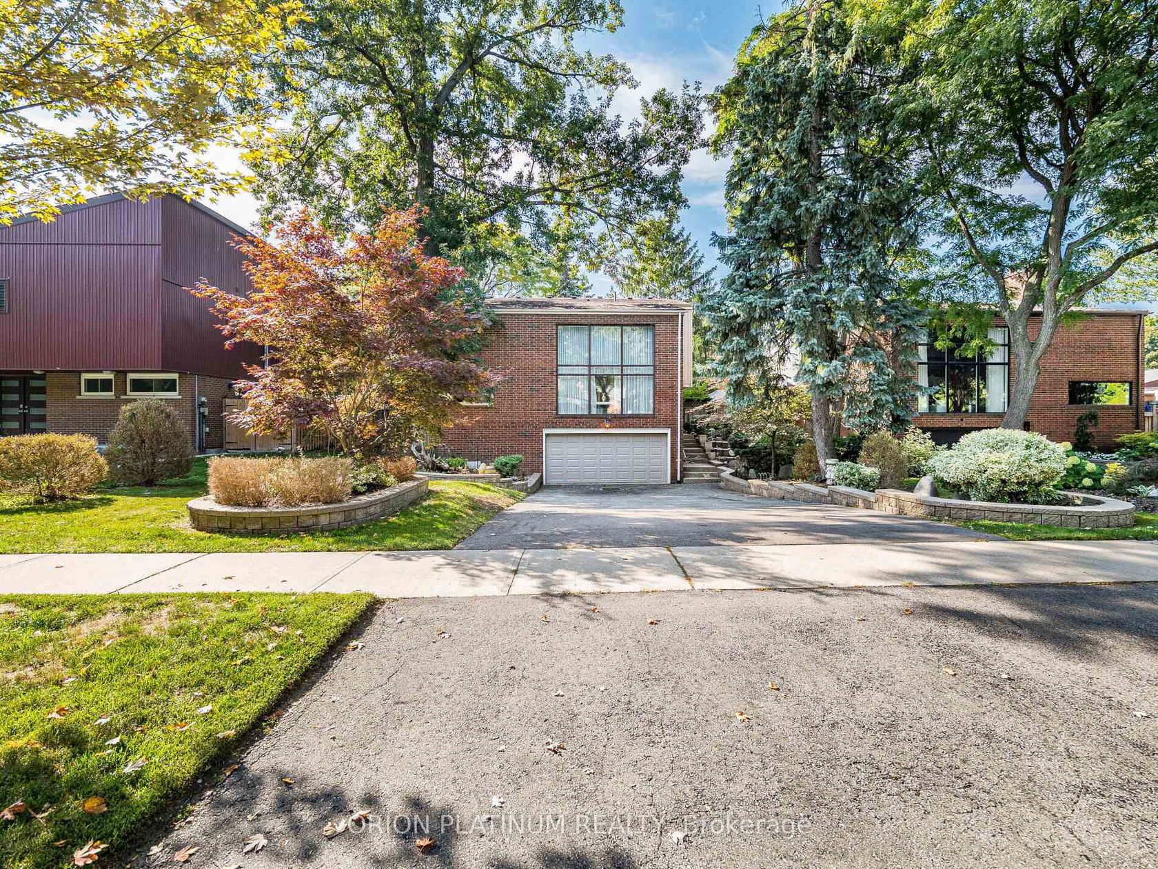 3636 Pitch Pine Crescent, Erin Mills, Mississauga 