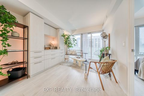 Photo 16 at 911 - 501 Yonge Street, Yonge Corridor, Toronto