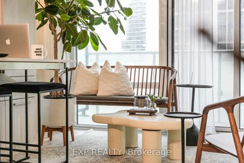 Photo 17 at 911 - 501 Yonge Street, Yonge Corridor, Toronto