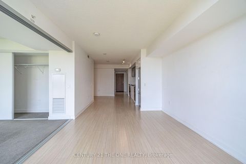 Photo 11 at 1003 - 75 Queens Wharf Road, Waterfront Communities C1, Toronto