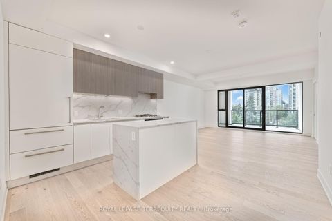 Photo 3 at PH05 - 200 Keewatin Avenue, Mount Pleasant East, Toronto