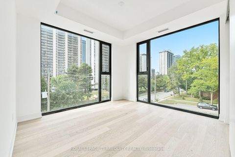 Photo 8 at PH05 - 200 Keewatin Avenue, Mount Pleasant East, Toronto