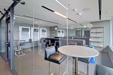 Photo 19 at 718 - 170 Bayview Avenue, Waterfront Communities C8, Toronto