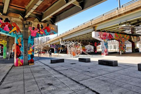 Photo 37 at 718 - 170 Bayview Avenue, Waterfront Communities C8, Toronto