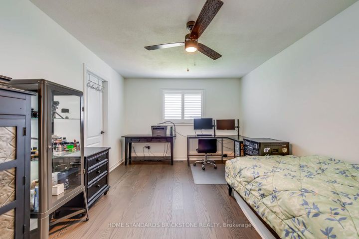 Photo 25 at 1296 Inglehart Drive, Tansley, Burlington