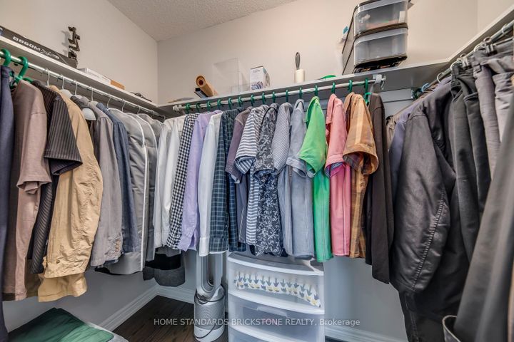 Photo 27 at 1296 Inglehart Drive, Tansley, Burlington