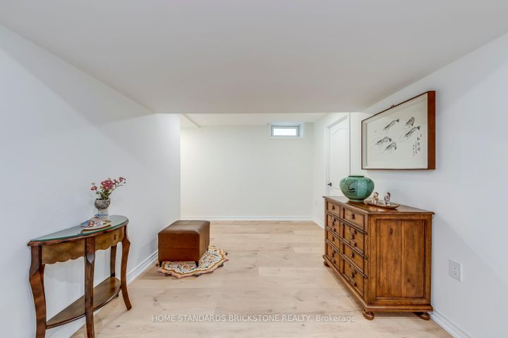 Photo 39 at 1296 Inglehart Drive, Tansley, Burlington