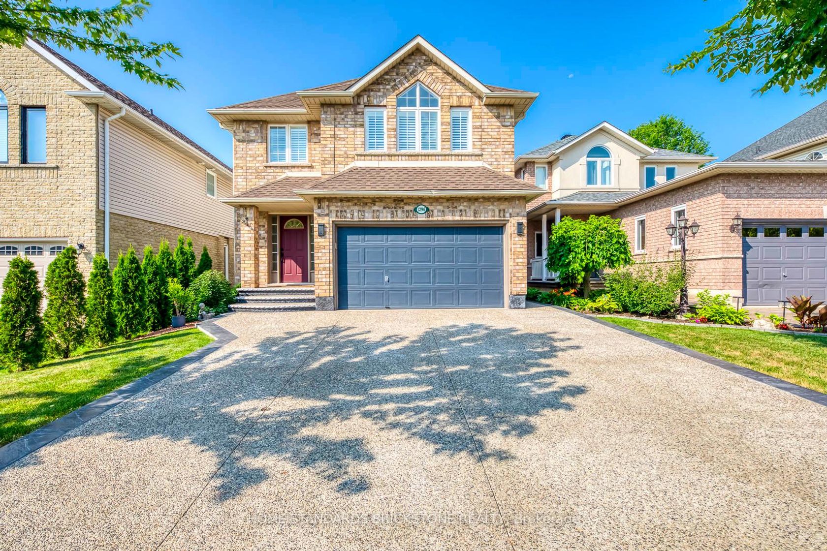 1296 Inglehart Drive, Tansley, Burlington by Loree Meneguzzi Real Estate 1296 Inglehart Drive, Tansley, Burlington