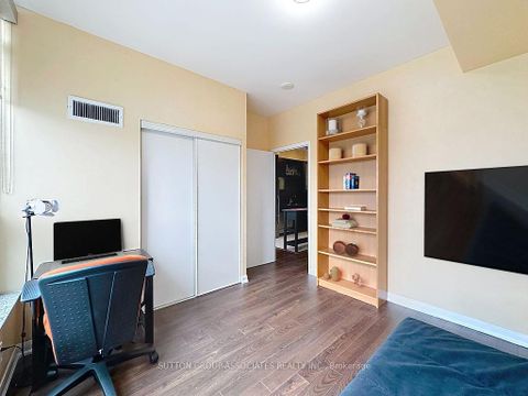 Photo 15 at 603 - 500 Sherbourne Street, North St. James Town, Toronto