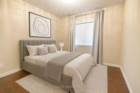 Photo 17 at 32 Rock Elm Court, Patterson, Vaughan