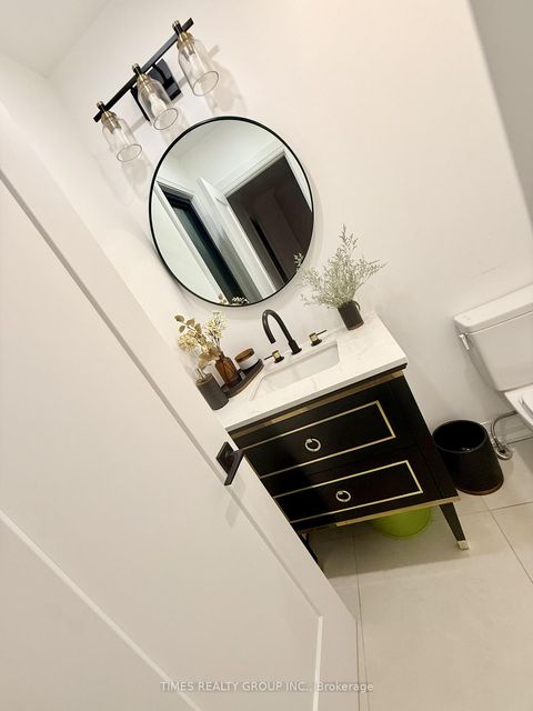 Photo 10 at 10 Dominion Road, Long Branch, Toronto