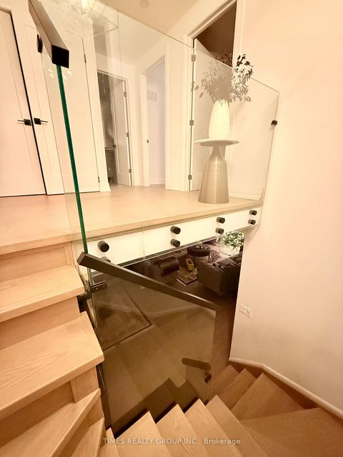 Photo 14 at 10 Dominion Road, Long Branch, Toronto