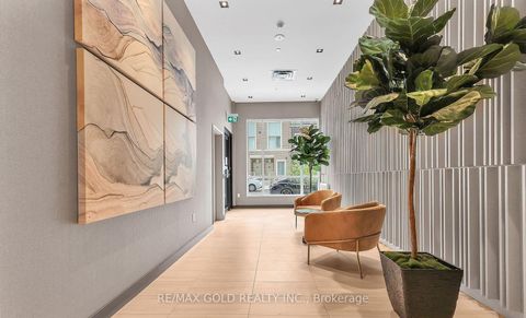 Photo 2 at 1116 - 60 Honeycrisp Crescent, Vaughan Corporate Centre, Vaughan