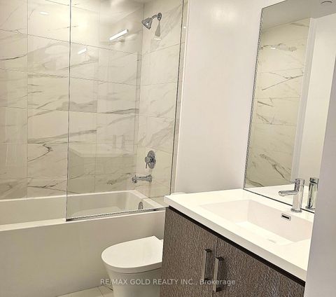 Photo 5 at 1116 - 60 Honeycrisp Crescent, Vaughan Corporate Centre, Vaughan