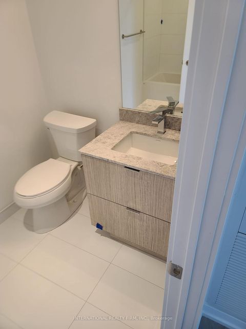 Photo 12 at 4602 - 395 Bloor Street E, North St. James Town, Toronto