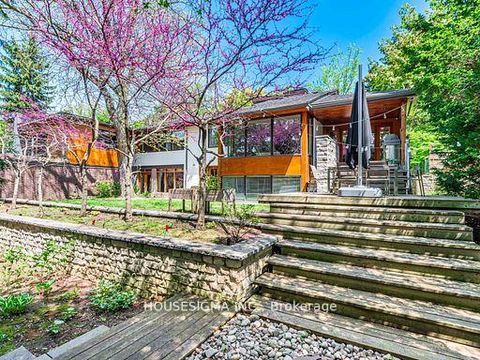 Photo 1 at 94 Laurentide Drive, Donalda, Toronto