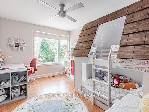 Photo 18 at 94 Laurentide Drive, Donalda, Toronto