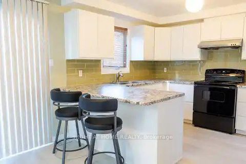 Photo 11 at 18 - 3680 brimley Road, Milliken, Toronto