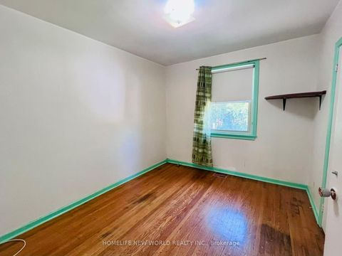 Photo 6 at 133 Budea Crescent, Maryvale, Toronto