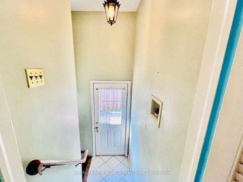 Photo 9 at 133 Budea Crescent, Maryvale, Toronto