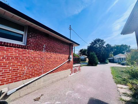 Photo 17 at 133 Budea Crescent, Maryvale, Toronto