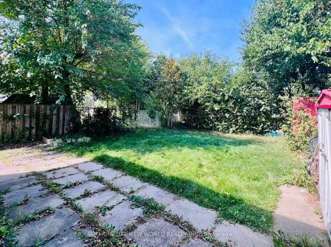 Photo 19 at 133 Budea Crescent, Maryvale, Toronto